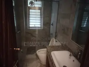 গুলশান-২ এ ২৭০০ বর্গফুটের ৩-বেডরুমের নতুন অ্যাপার্টমেন্ট ভাড়া