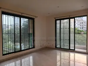 4Bed Luxury Brand New building 2 Parking Rent At Gulshan (gym swimming)