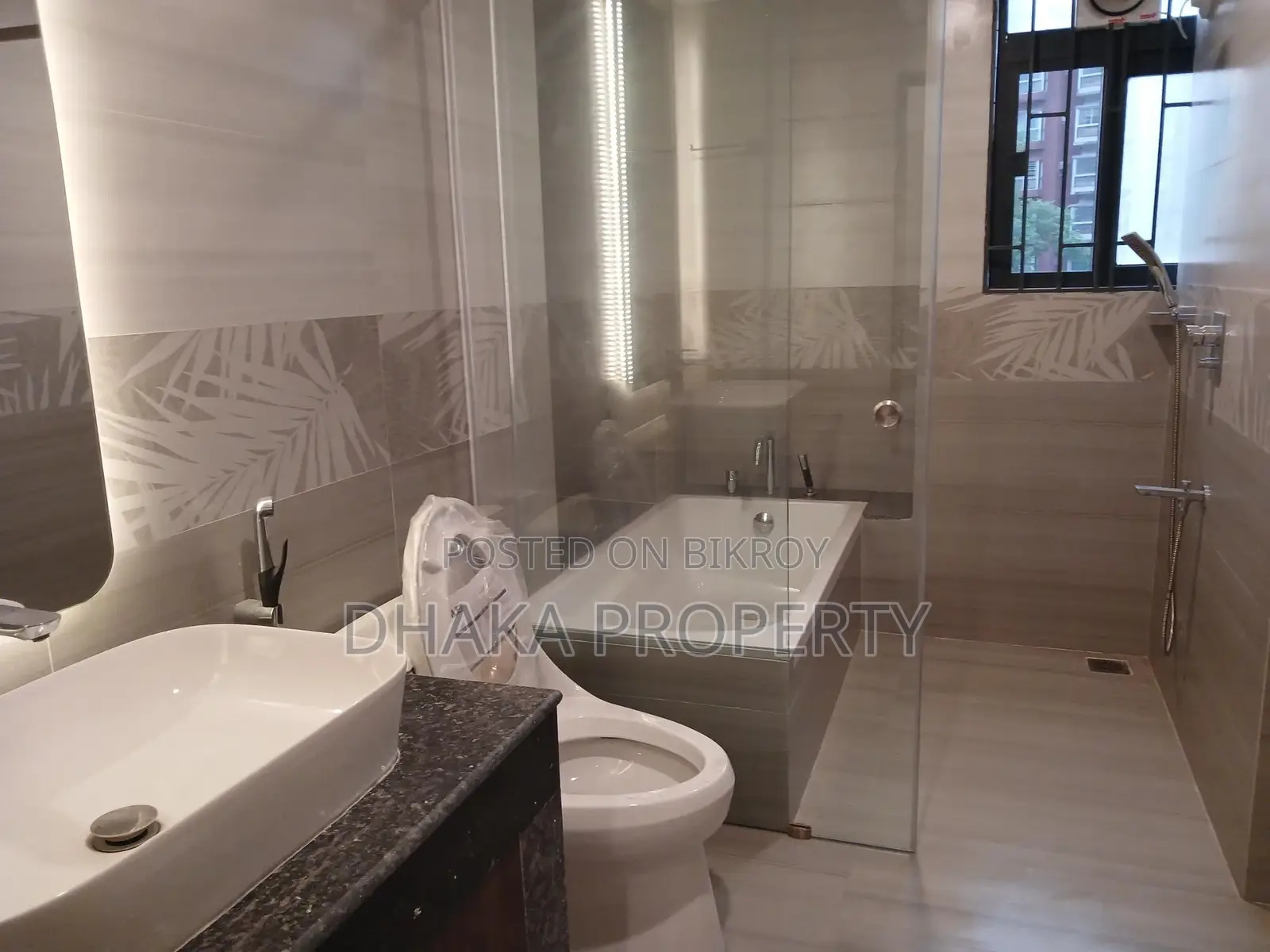 4Bed Luxury Brand New building 2 Parking Rent At Gulshan (gym swimming)