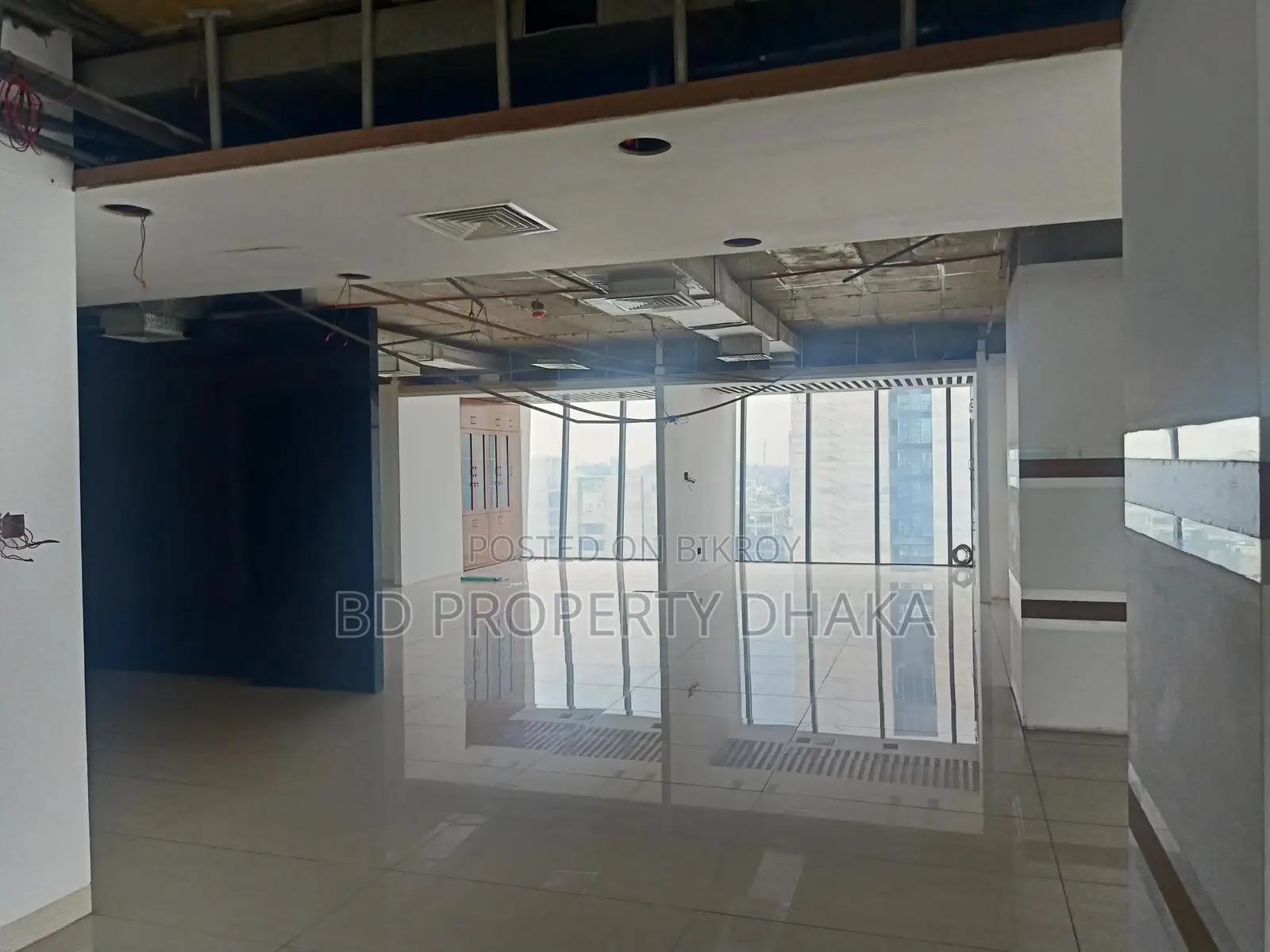 Brand New Modern Open Commercial Space Rent In Gulshan Avenue
