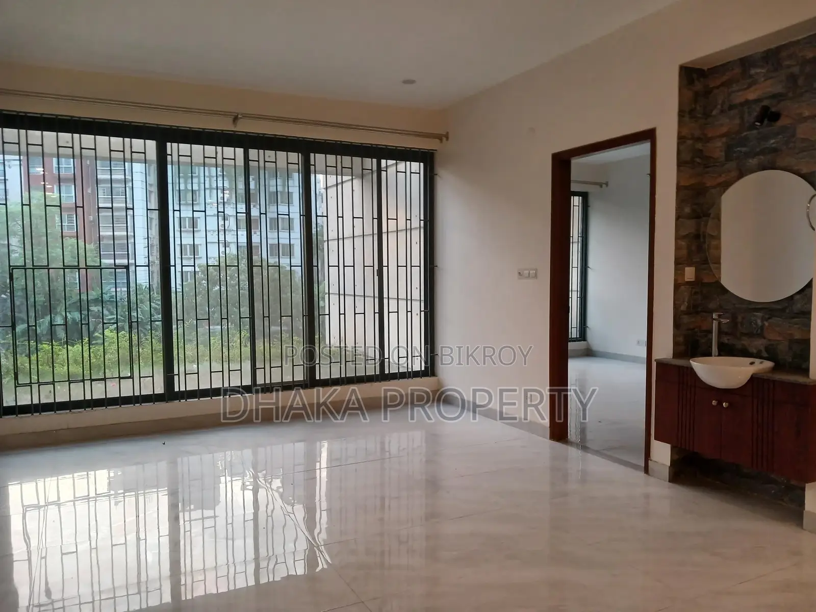 4Bed Luxury Brand New building 2 Parking Rent At Gulshan (gym swimming)