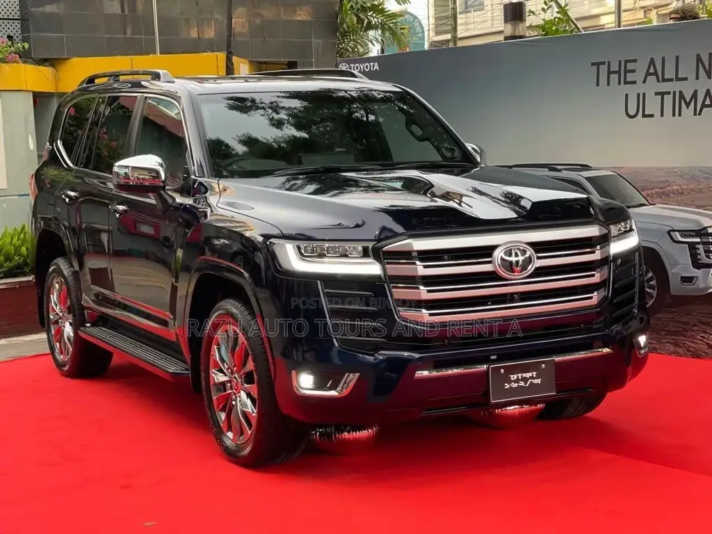 V8 Land Cruiser For Rent