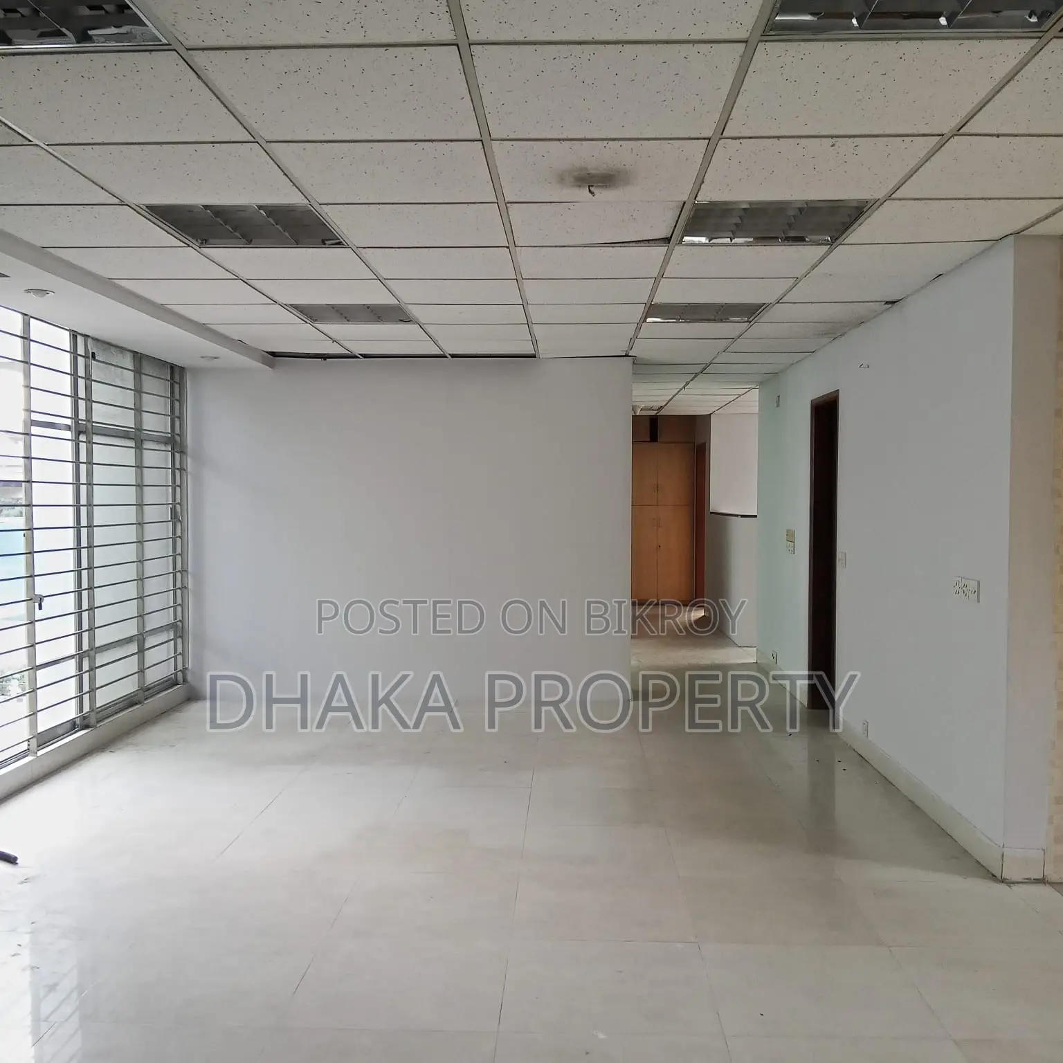 বনানী মডেল টাউনে ৩২০০ বর্গফুটের অফিস ভাড়া