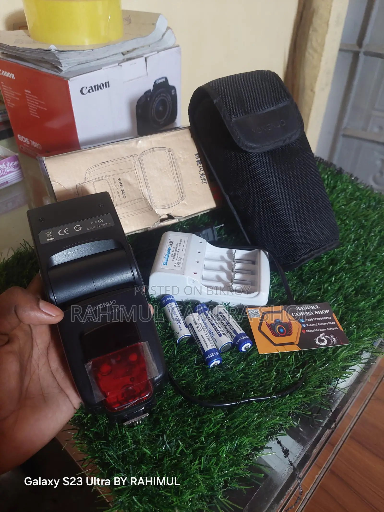 YN 568EXII (flashlight)