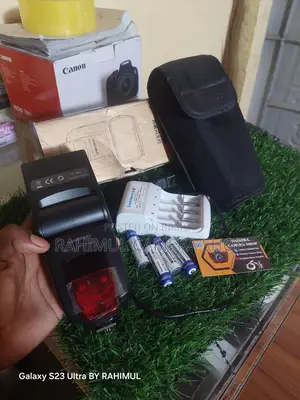YN 568EXII (flashlight)