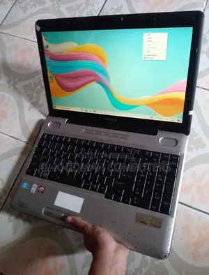 Toshiba Laptop, 4GB RAM, 500GB Hard Disk, 15" inch Big Display.