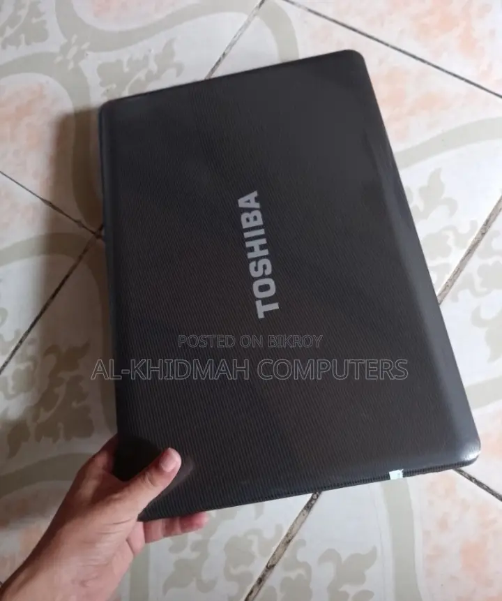 Toshiba Laptop, 4GB RAM, 500GB Hard Disk, 15" inch Big Display.