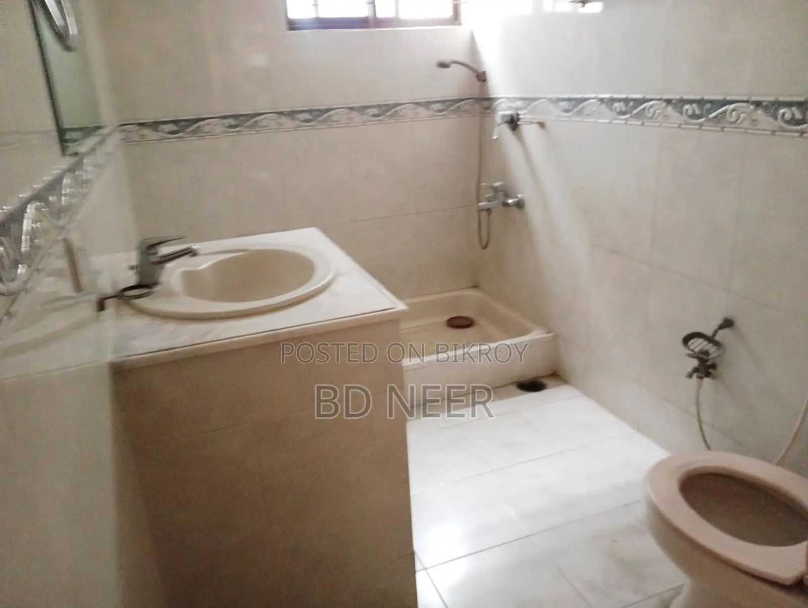 Lake View 3500 Sft Office For Rent in Gulshan-1