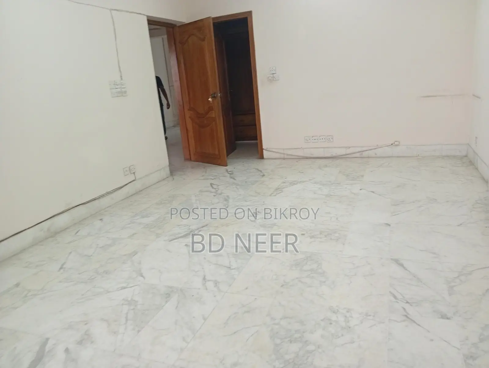 Lake View 3500 Sft Office For Rent in Gulshan-1