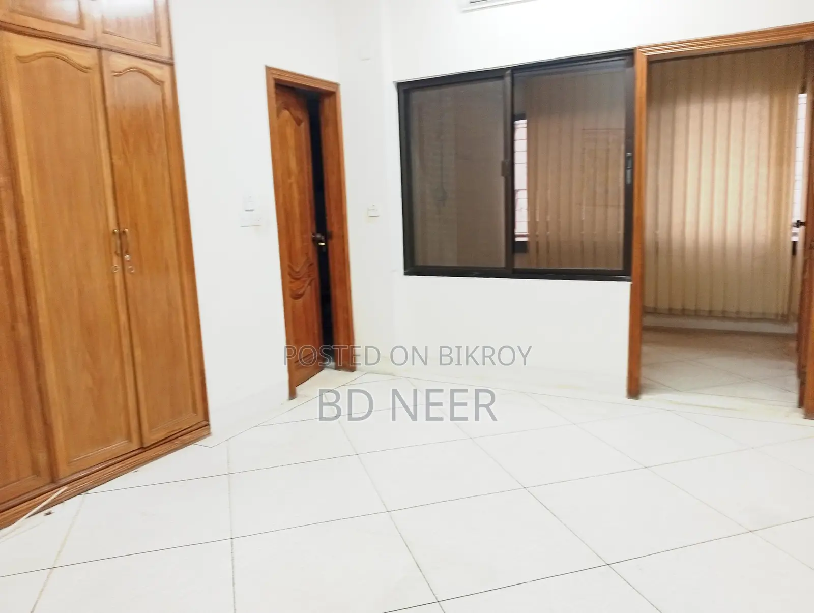 Lake View 3500 Sft Office For Rent in Gulshan-1