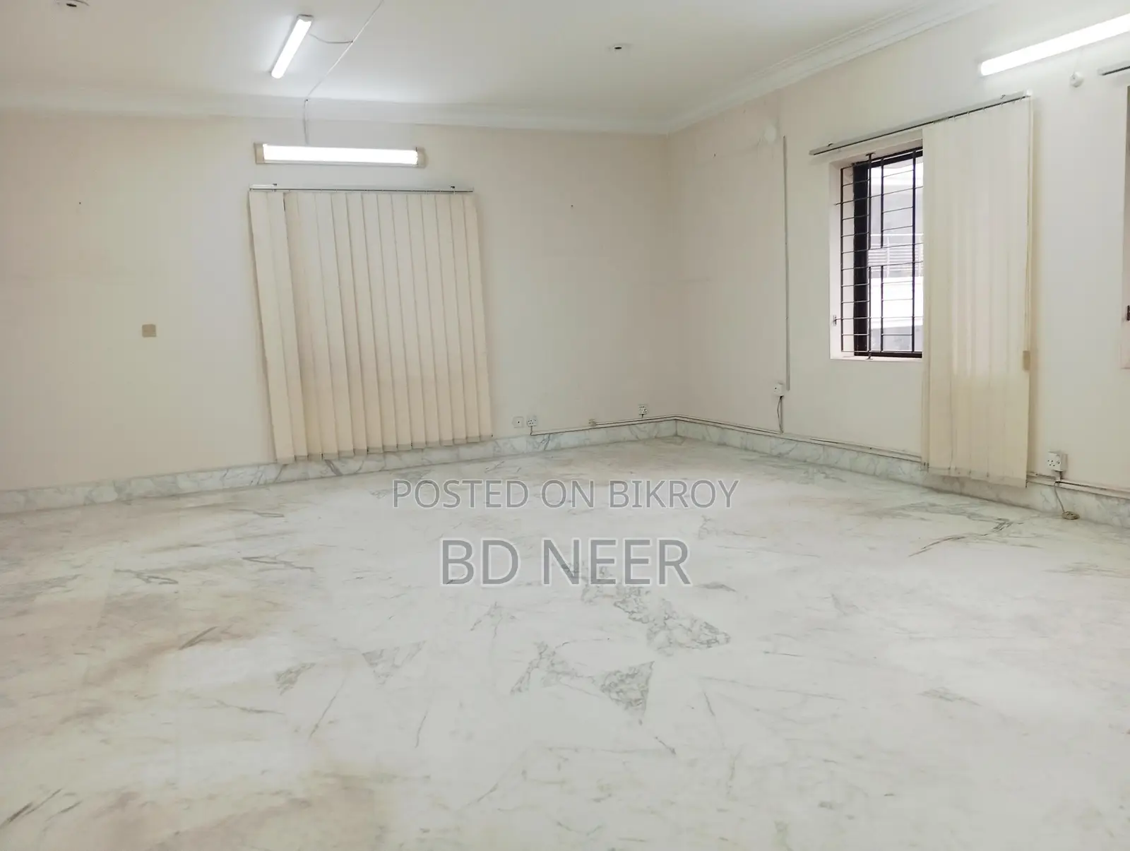Lake View 3500 Sft Office For Rent in Gulshan-1