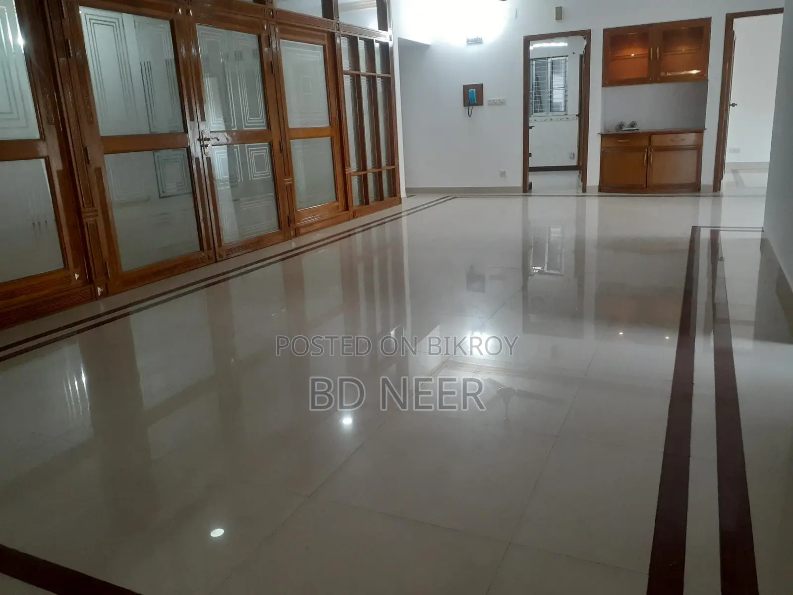 Semi Furnished 4 Bed Single Unt.7Th Floor Flat Rent in Gulshan-2