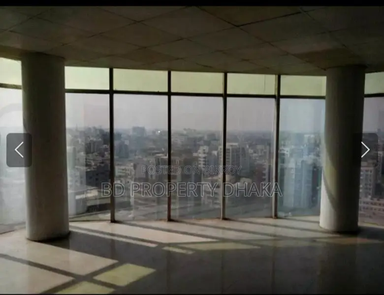 ৫০০০ বর্গফুটের কমার্শিয়াল স্পেস ভাড়া হবে
