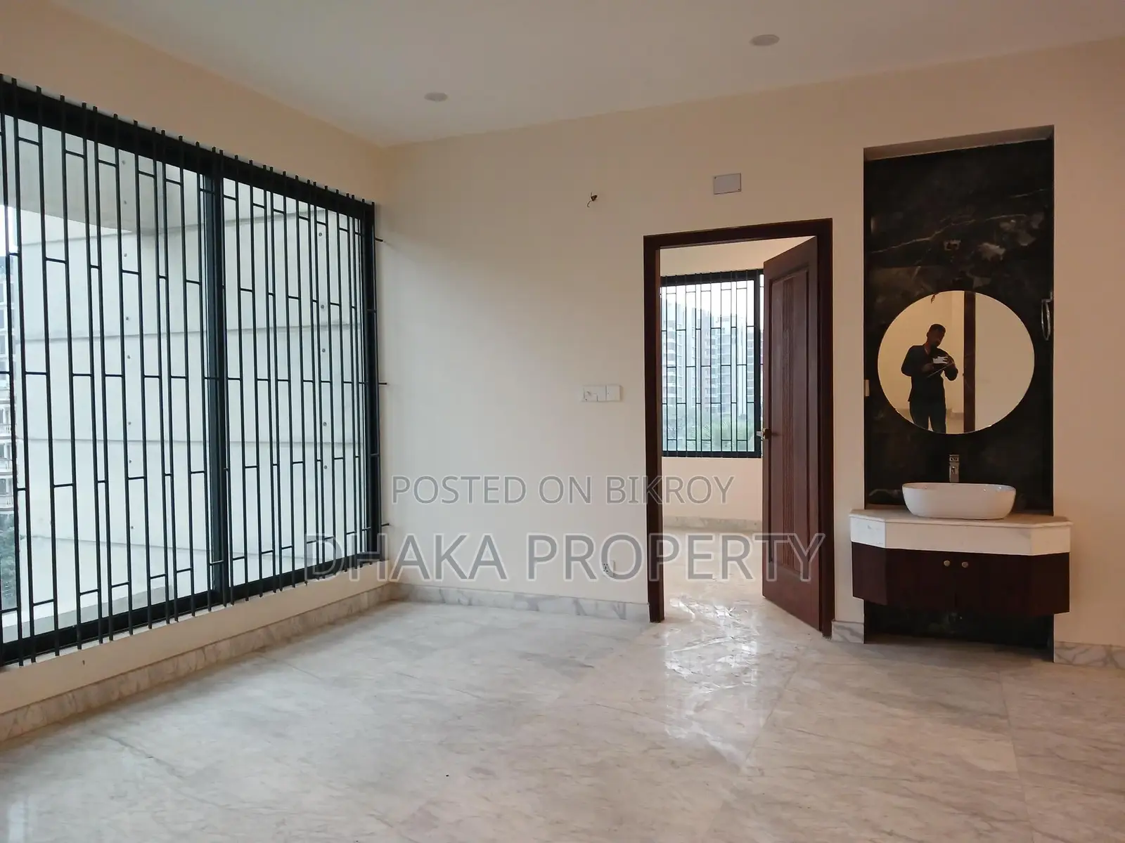 4Bed Brand New Lake View Apt.Rent at Gulshan 2 (3500sft)Gyme Swimming