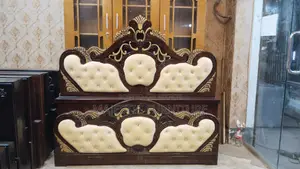 NEW BED 5/7 & 6/7 FEET LEATHER. M # 115