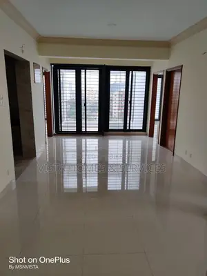 3bdrm Apartment in Assurance Lake, Gulshan for Rent