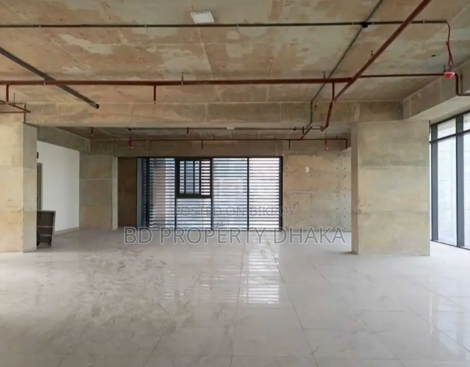 2460 Sqft Open Commercial Space for Rent in Banani