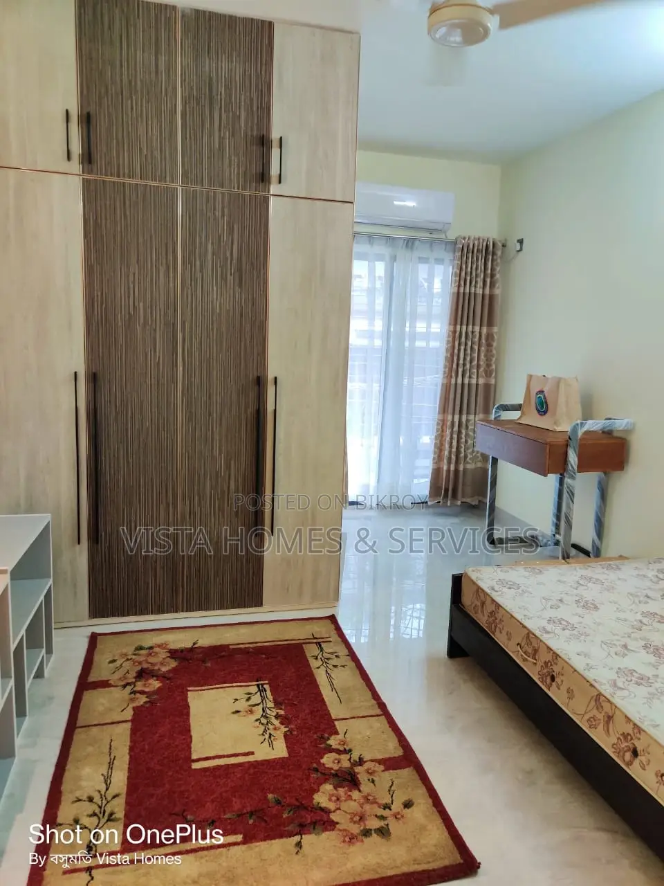 Spacious 2200 sq.ft Luxury Furnished Apt With Lake View – Gulshan-1