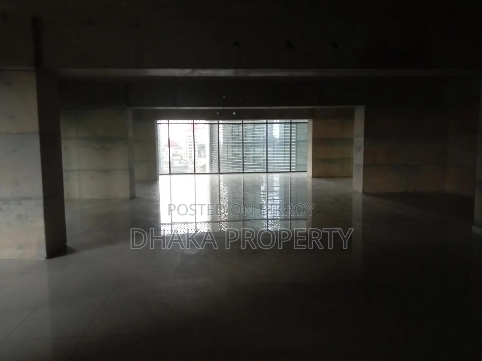 100% Commercial 4500-Sqft Open Space For Rent@ Gulshan Avenue