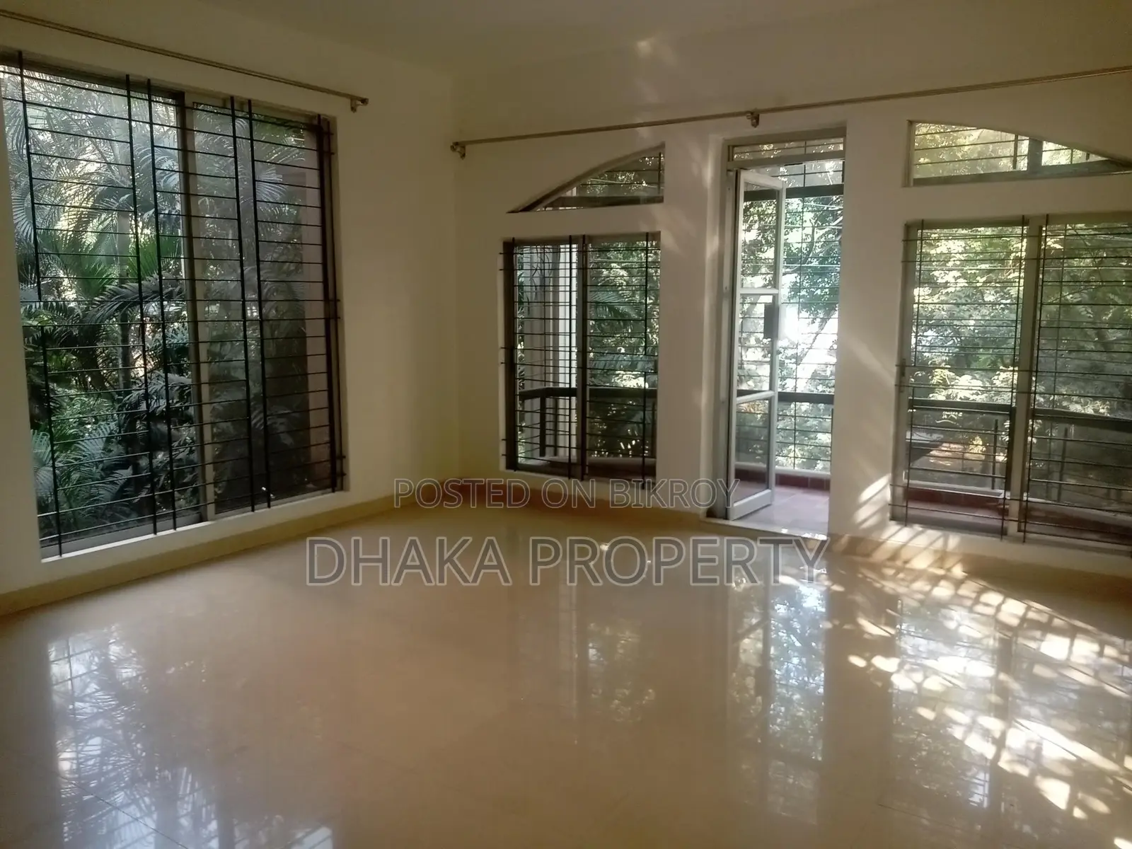 2600-Sqft 3 Beds Apartment Rent in Gulshan -2