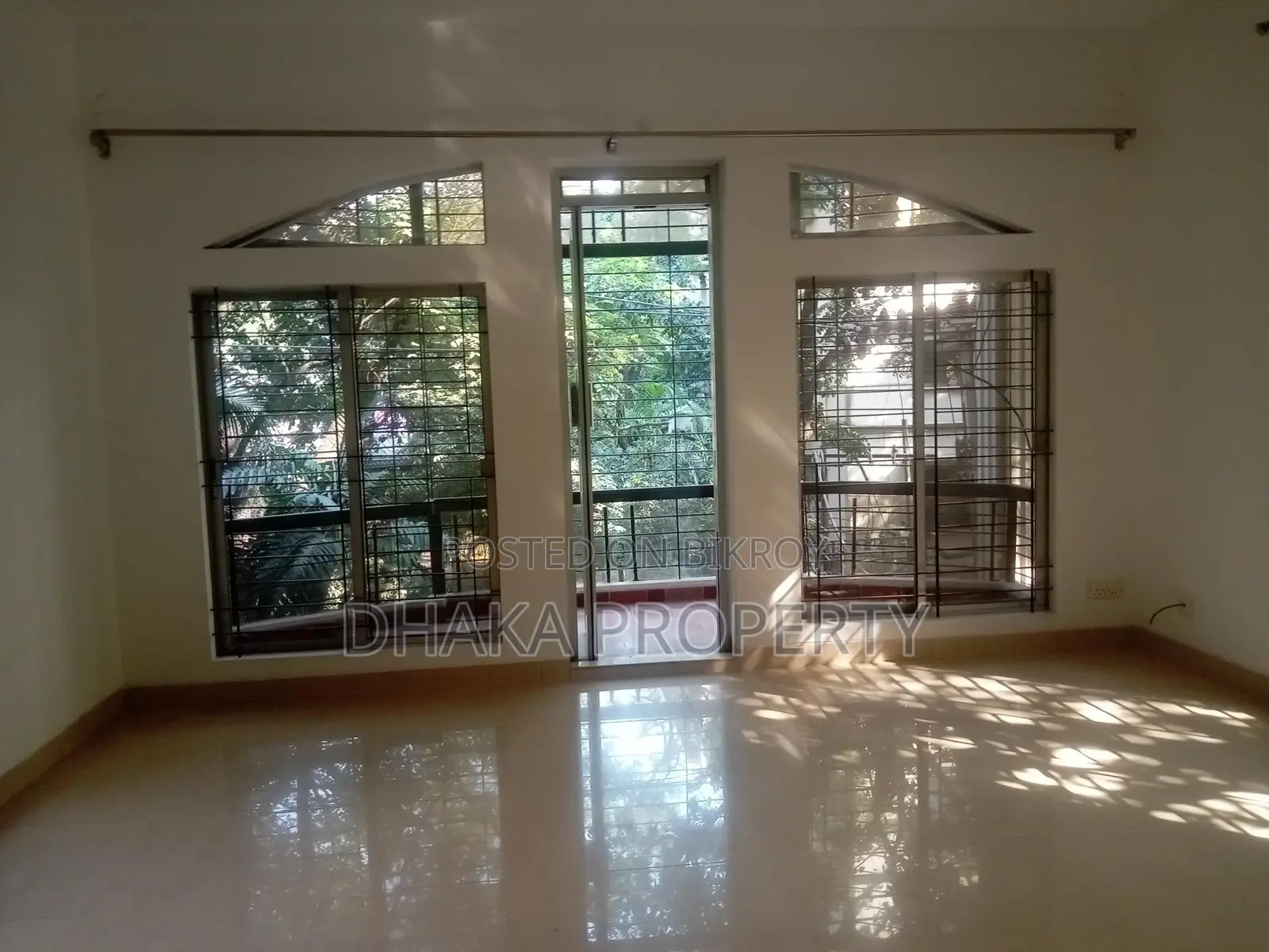 2600-Sqft 3 Beds Apartment Rent in Gulshan -2
