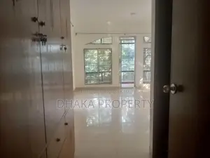 2600-Sqft 3 Beds Apartment Rent in Gulshan -2