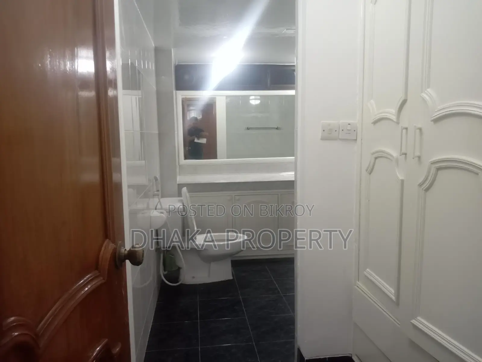 3-Bedrooms 2800-Sqft Apartment Rent in Baridhara Diplomatic Area