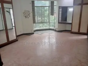গুলশানে ৩১০০-বর্গফুটের এক্সক্লুসিভ ৪-বেডরুমের অ্যাপার্টমেন্ট ভাড়া