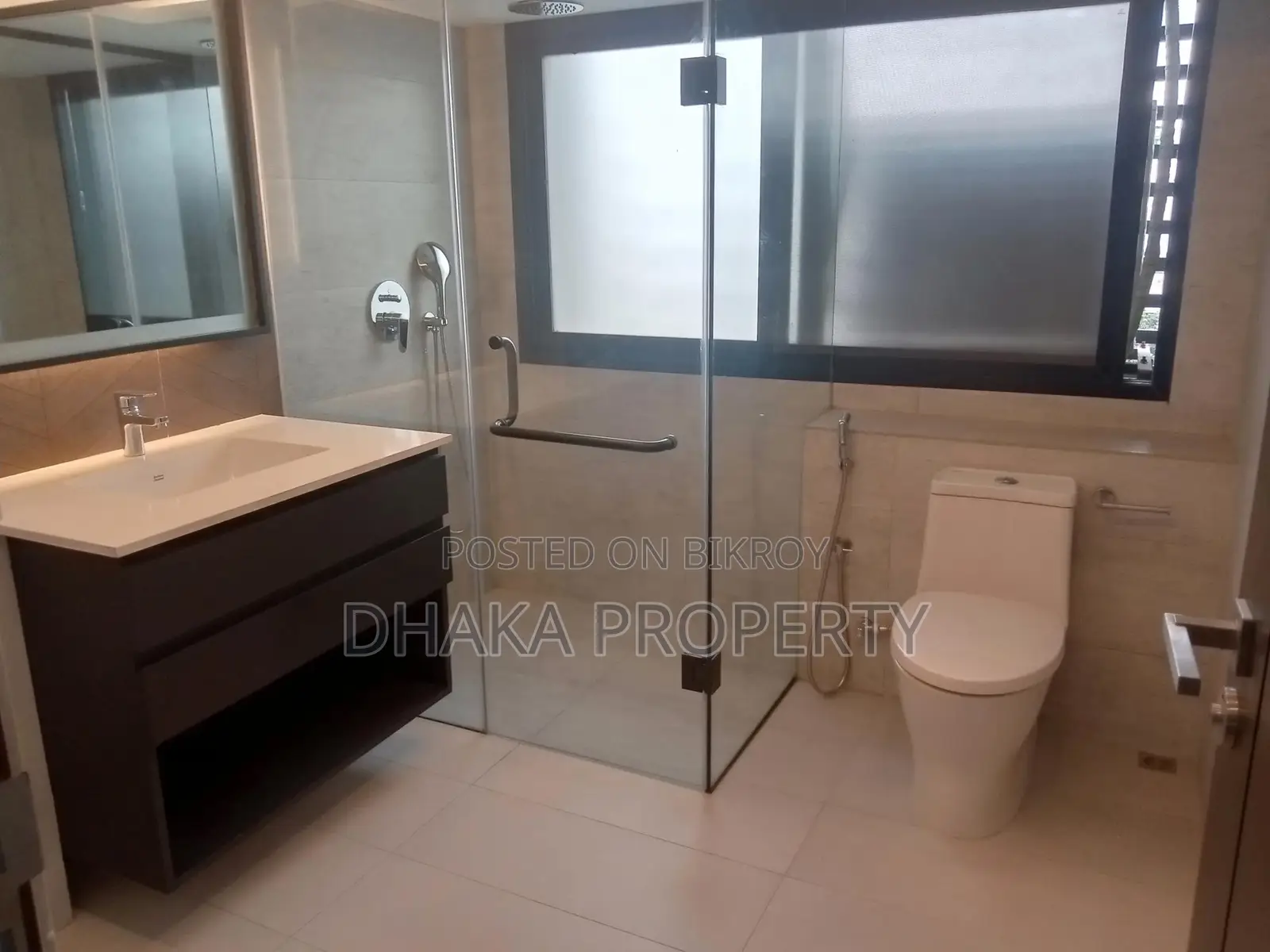 Luxurious Brand New Apartment Rent with Gym -Swimming pool