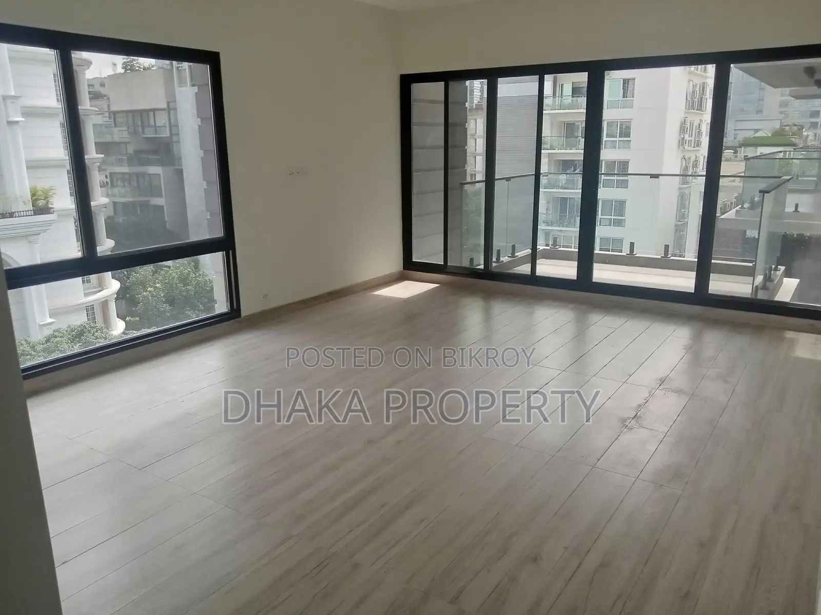 Luxurious Brand New Apartment Rent with Gym -Swimming pool