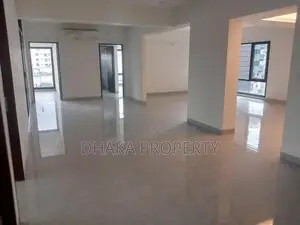 Luxurious Brand New Apartment Rent with Gym -Swimming pool