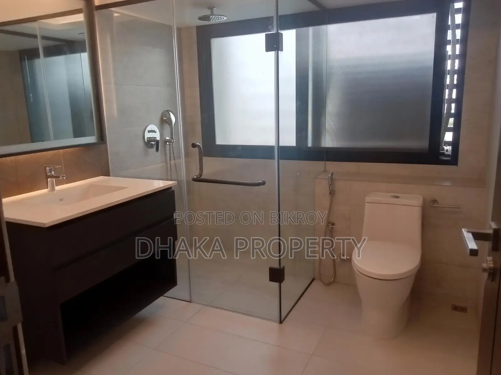 Luxurious Brand New Apartment Rent with Gym -Swimming pool