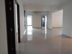 Luxurious Brand New Apartment Rent with Gym -Swimming pool