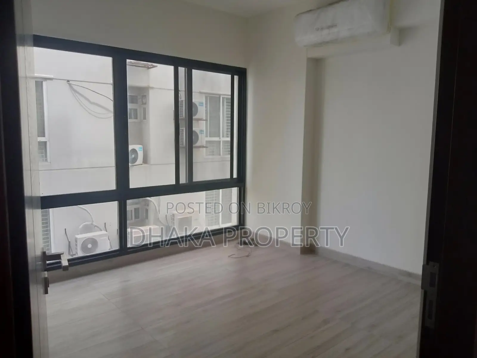 Luxurious Brand New Apartment Rent with Gym -Swimming pool