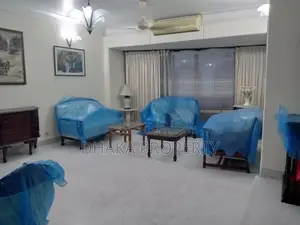 বারিধারায় ফুল-ফার্নিশড বিলাসবহুল ৩-বেডরুমের অ্যাপার্টমেন্ট ভাড়া