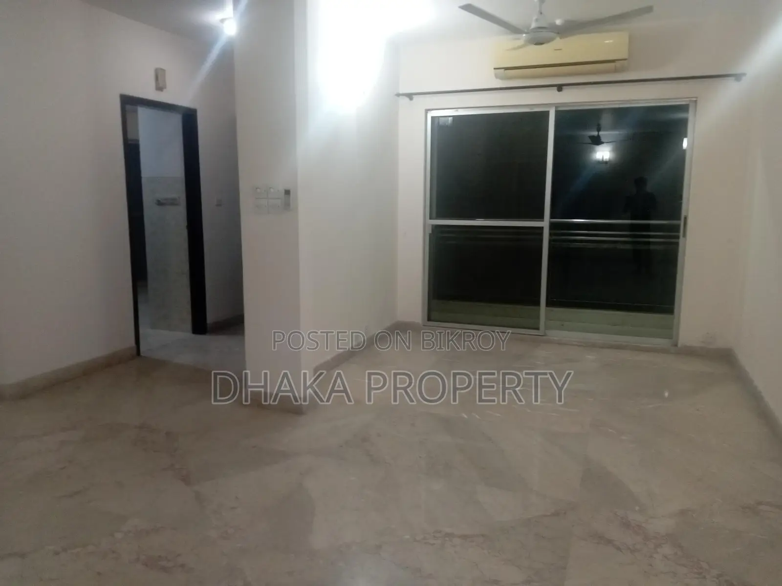 Semi-Furnished(5000-Sqft) Luxurious Apartment Rent in Baridhara