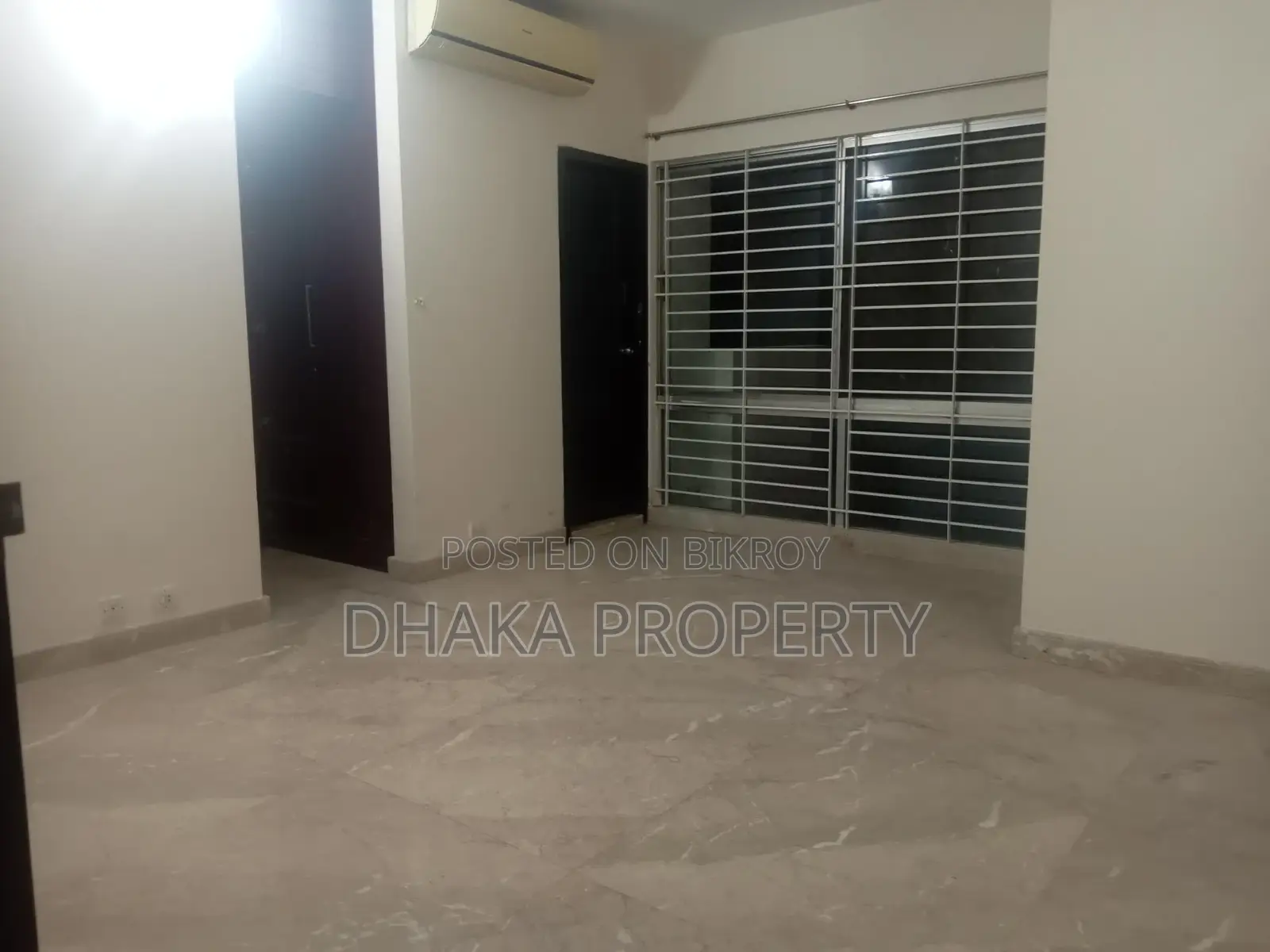 Semi-Furnished(5000-Sqft) Luxurious Apartment Rent in Baridhara