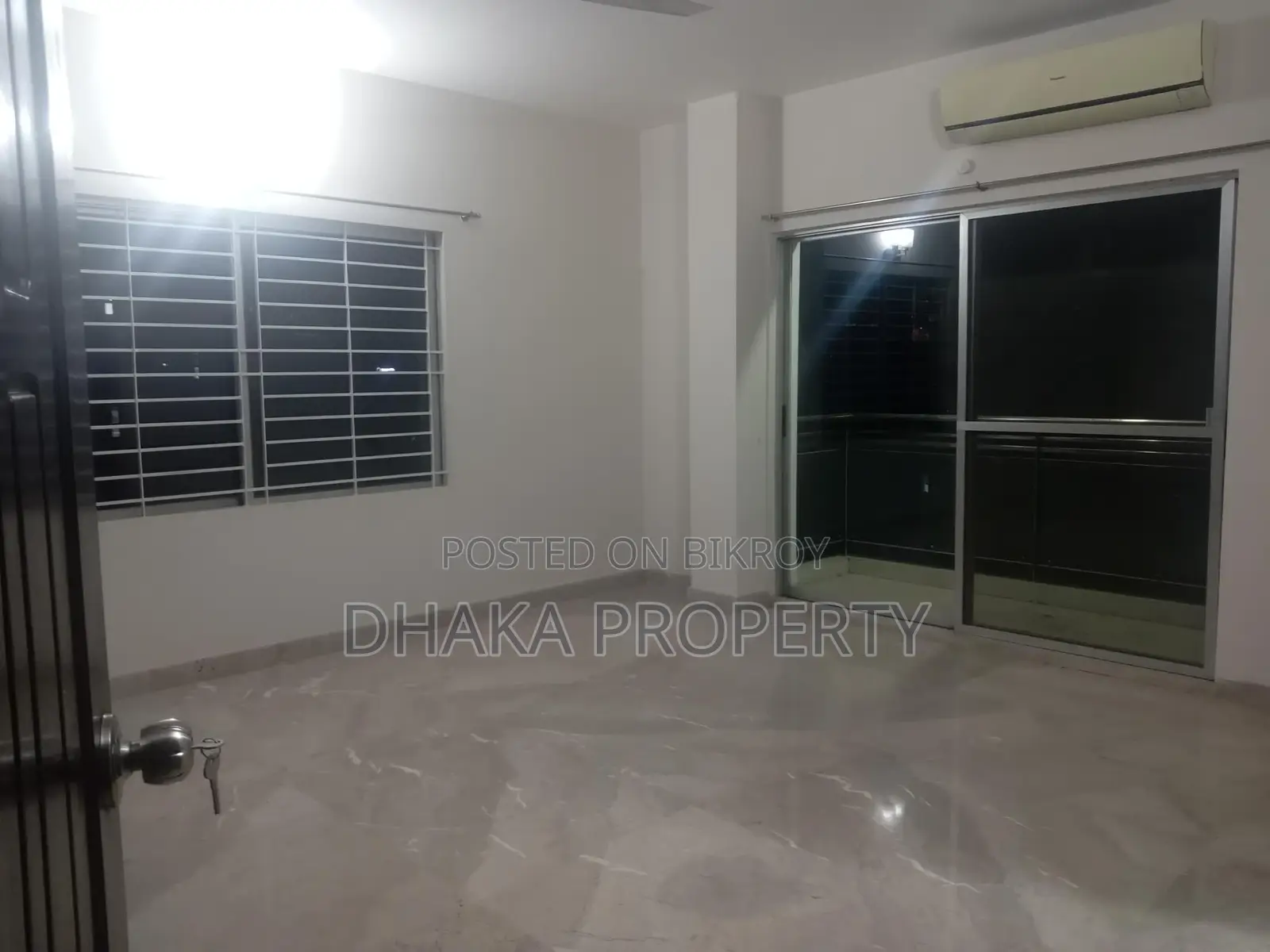 Semi-Furnished(5000-Sqft) Luxurious Apartment Rent in Baridhara