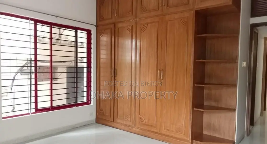 4bed 2parking 3000sqft.rent in Gulshan