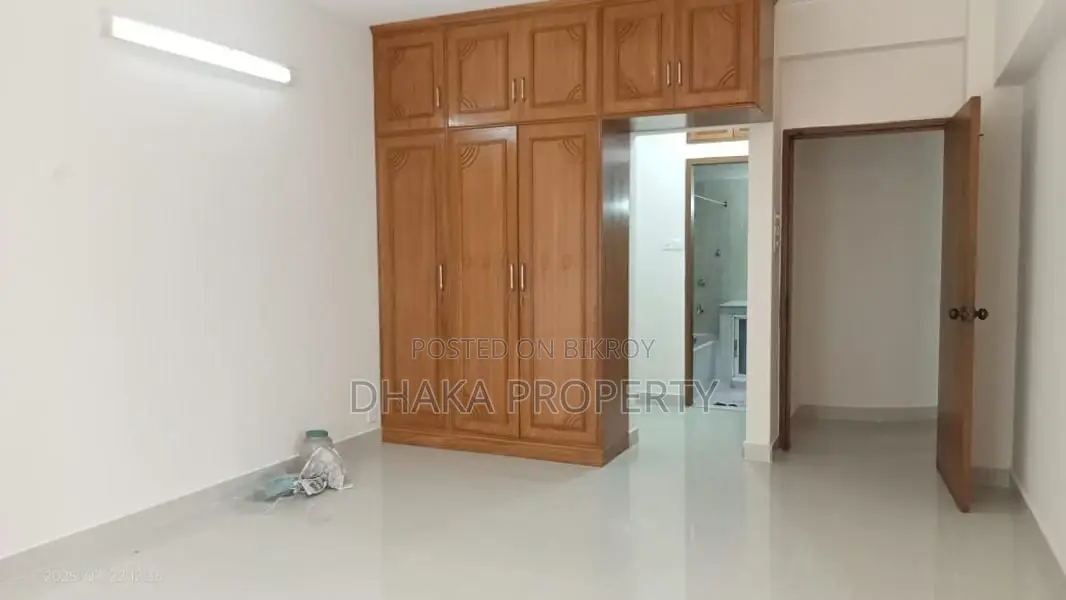 4bed 2parking 3000sqft.rent in Gulshan