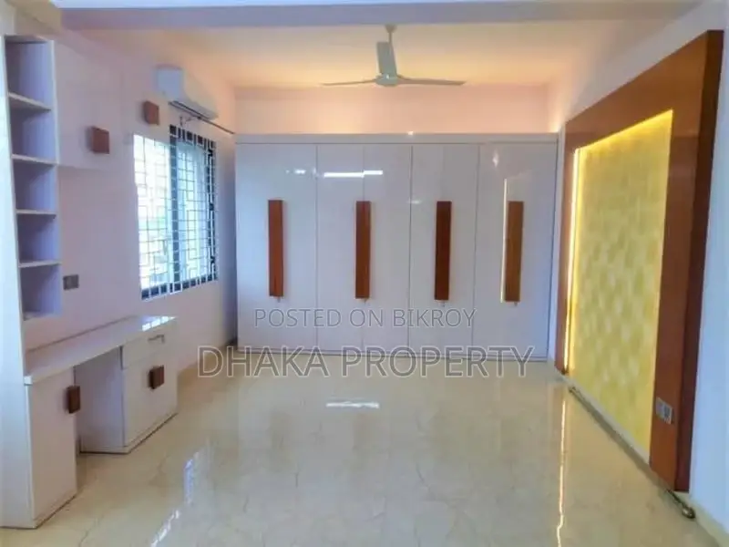 (Gym-Swimming pool) 4 Beds Semi-Furnished Flat Rent in Gulshan