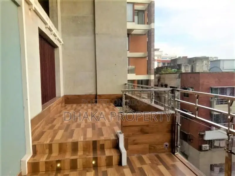 (Gym-Swimming pool) 4 Beds Semi-Furnished Flat Rent in Gulshan