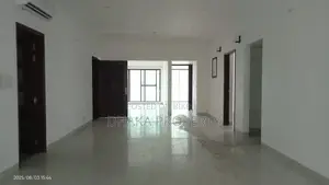 Gym Swimming Pool Luxury Apartment Rent 4Bed 3100SqFt.
