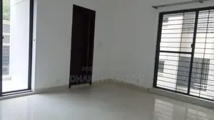 Gym Swimming Pool Luxury Apartment Rent 4Bed 3100SqFt.