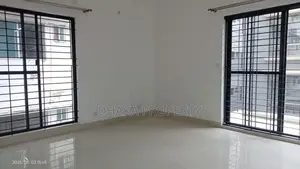 Gym Swimming Pool Luxury Apartment Rent 4Bed 3100SqFt.