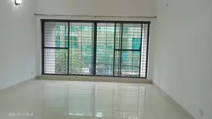 Gym Swimming Pool Luxury Apartment Rent 4Bed 3100SqFt.