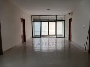 গুলশান ২-এ ৫০০০ বর্গফুটের অফিস ভাড়া, চমৎকার লোকেশন