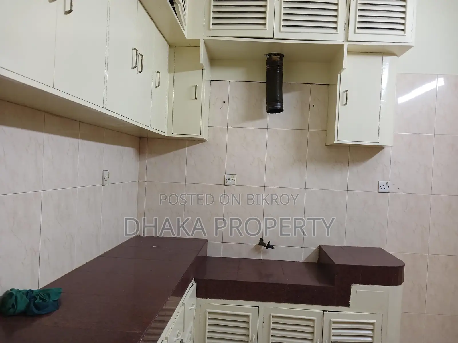 গুলশান ২-এ ৫০০০ বর্গফুটের অফিস ভাড়া, চমৎকার লোকেশন