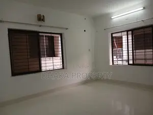 গুলশান ২-এ ৫০০০ বর্গফুটের অফিস ভাড়া, চমৎকার লোকেশন