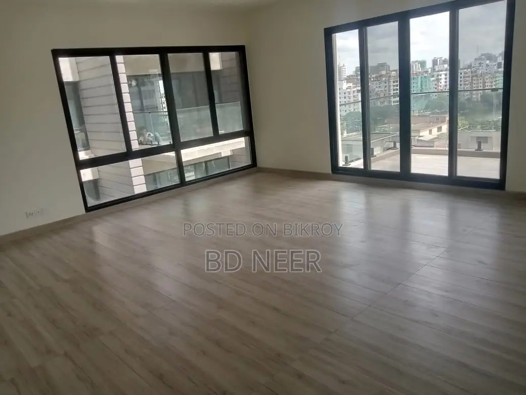 New Duplex 5 Bedroom Gym Swimming Flat Rent in Gulshan-1
